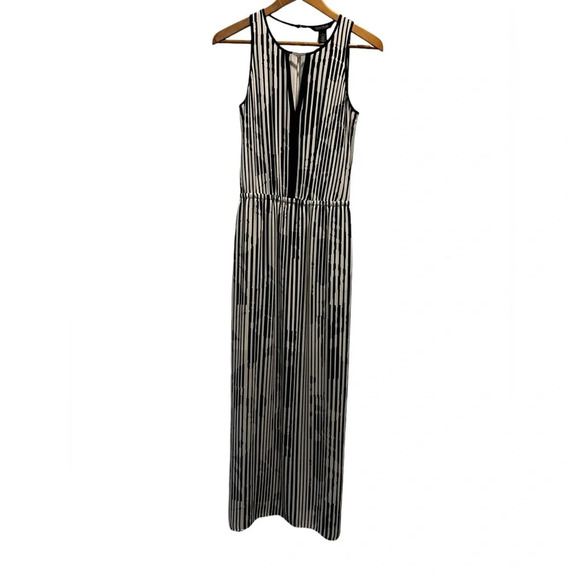 White House Black Market Panel Maxi Dress Keyhole Neck Silver Metal Clasp Size 2 - Picture 7 of 12